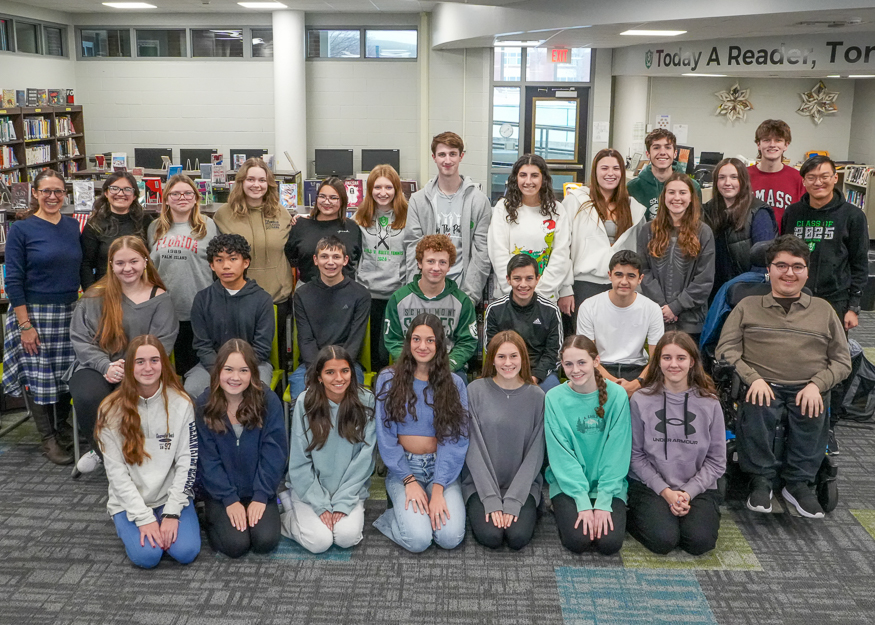 Group photo of high school students